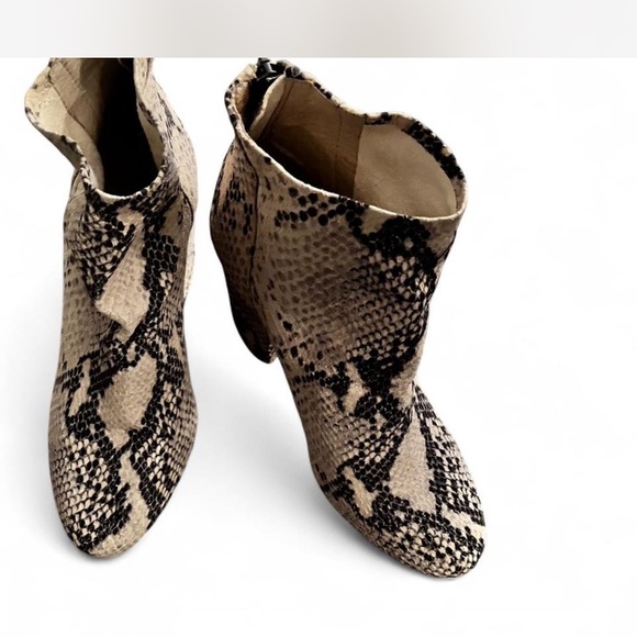 Steve Madden Beige and Black Snakeskin Booties - Picture 2 of 7